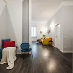 The Bau-haus - Station Area * ميلان