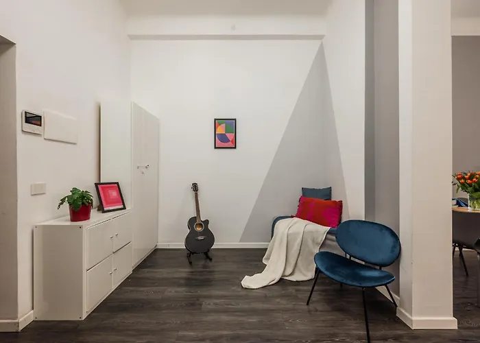 The Bau-haus - Station Area Appartement *